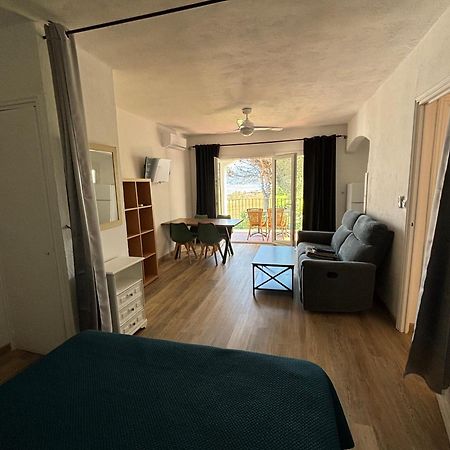 קלקטוג'יו Residence Punta Paliagi מראה חיצוני תמונה